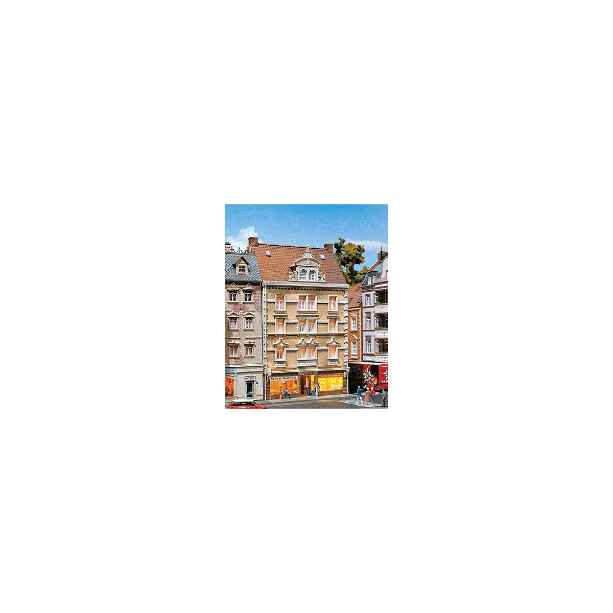 Allianz Tea & Spices Townhouse -- 7-1/4 x 5 x 8-3/16′ 18.3 x 12.5 x 20.8cm, HO, Faller Gmbh 130448