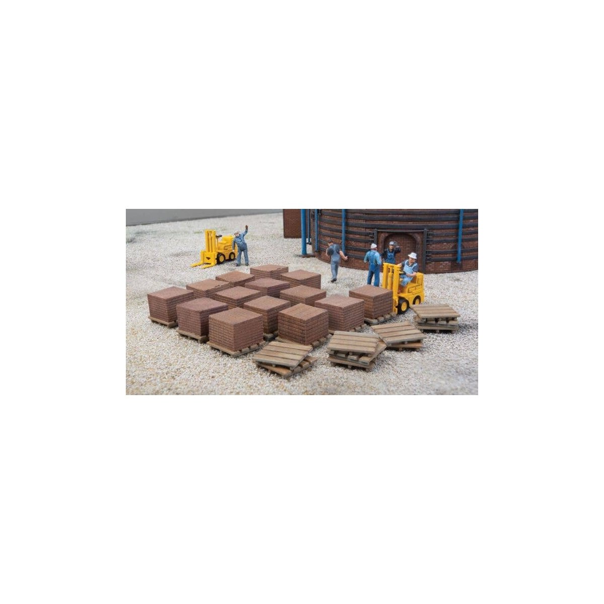 Brick Stacks -- Kit - 1/2 x 1/2 x 11/32′ 1.2 x 1.2 x 0.8cm, HO, Walthers Cornerstone 4103