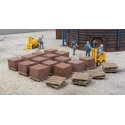 Brick Stacks -- Kit - 1/2 x 1/2 x 11/32′ 1.2 x 1.2 x 0.8cm, HO, Walthers Cornerstone 4103