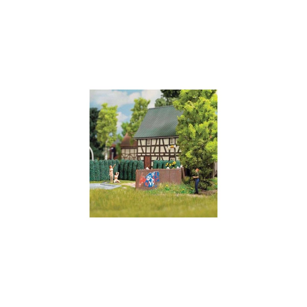 Drone with Figure and Accessories, HO, Busch Gmbh & Co Kg 7812