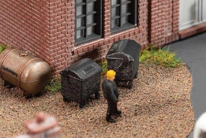 Garbage Dumpster Set - Kit -- 8 Dumpsters on Wheels, 20 Wheeled Garbage Bins, N, Faller Gmbh 272919