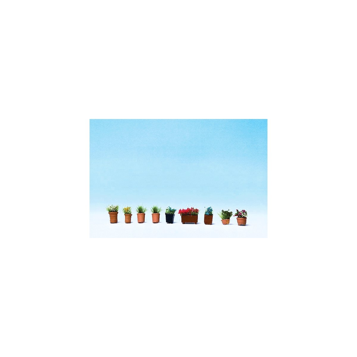Flowers in Flower Pots -- Assorted Set 3 pkg(9), HO, Noch Gmbh & Co 14031