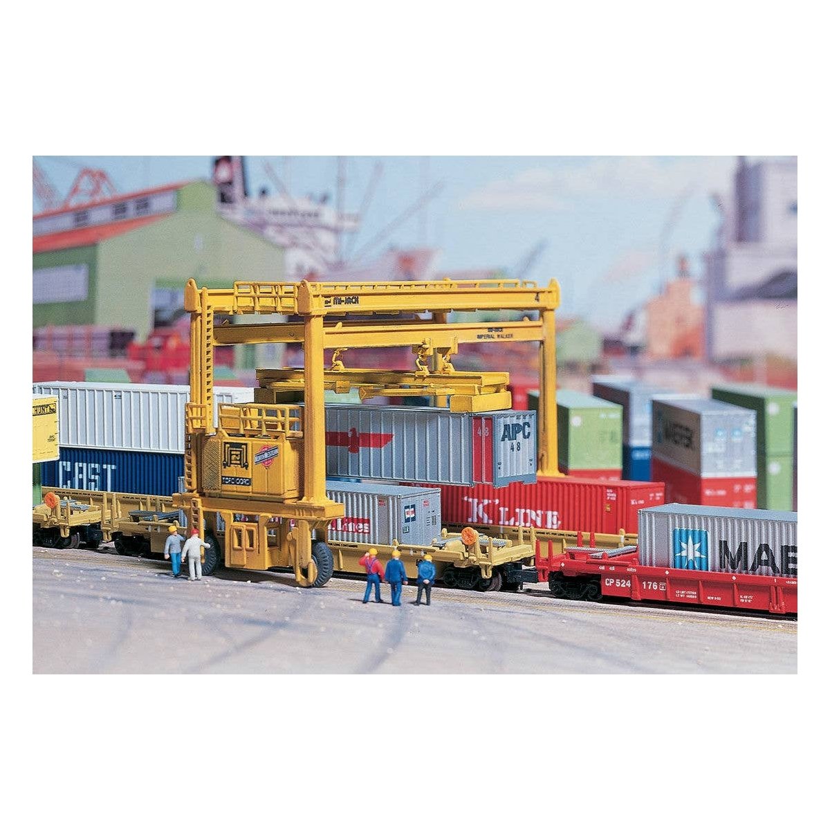 MI-JACK Translift(R) Intermodal Crane -- Kit - 4 x 3-1/8 x 3′ 10.1 x 7.9 x 7.6cm, N, Walthers Cornerstone 3222
