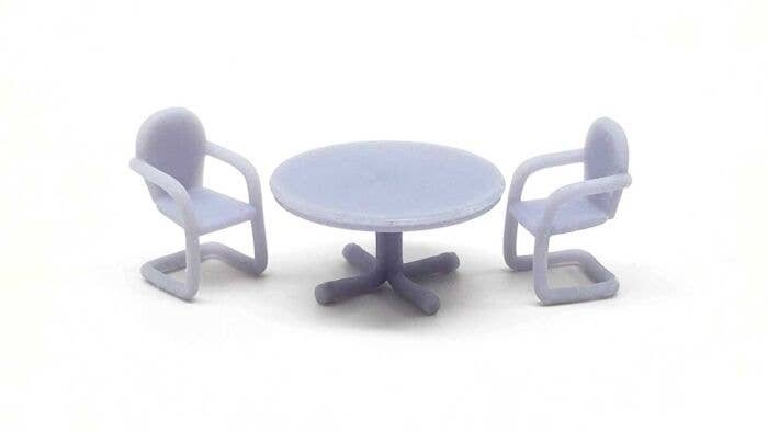 Patio Set -- 1 Table, 4 Chairs (unpainted), HO, All Scale Miniatures 8701023