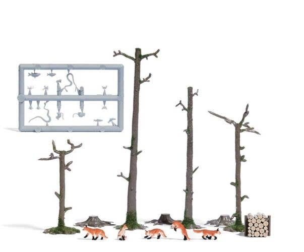 Foxes - Action Set -- 5 Foxes, Wood Pile, 4 Barren Trees, 3 Stumps, HO, Busch Gmbh & Co Kg 7988