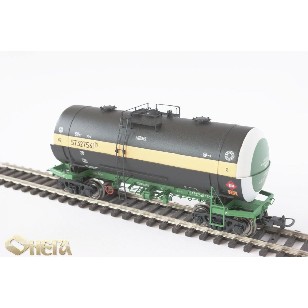 Tank car - wagon for phenol – HO - Onega 15-1603-0001