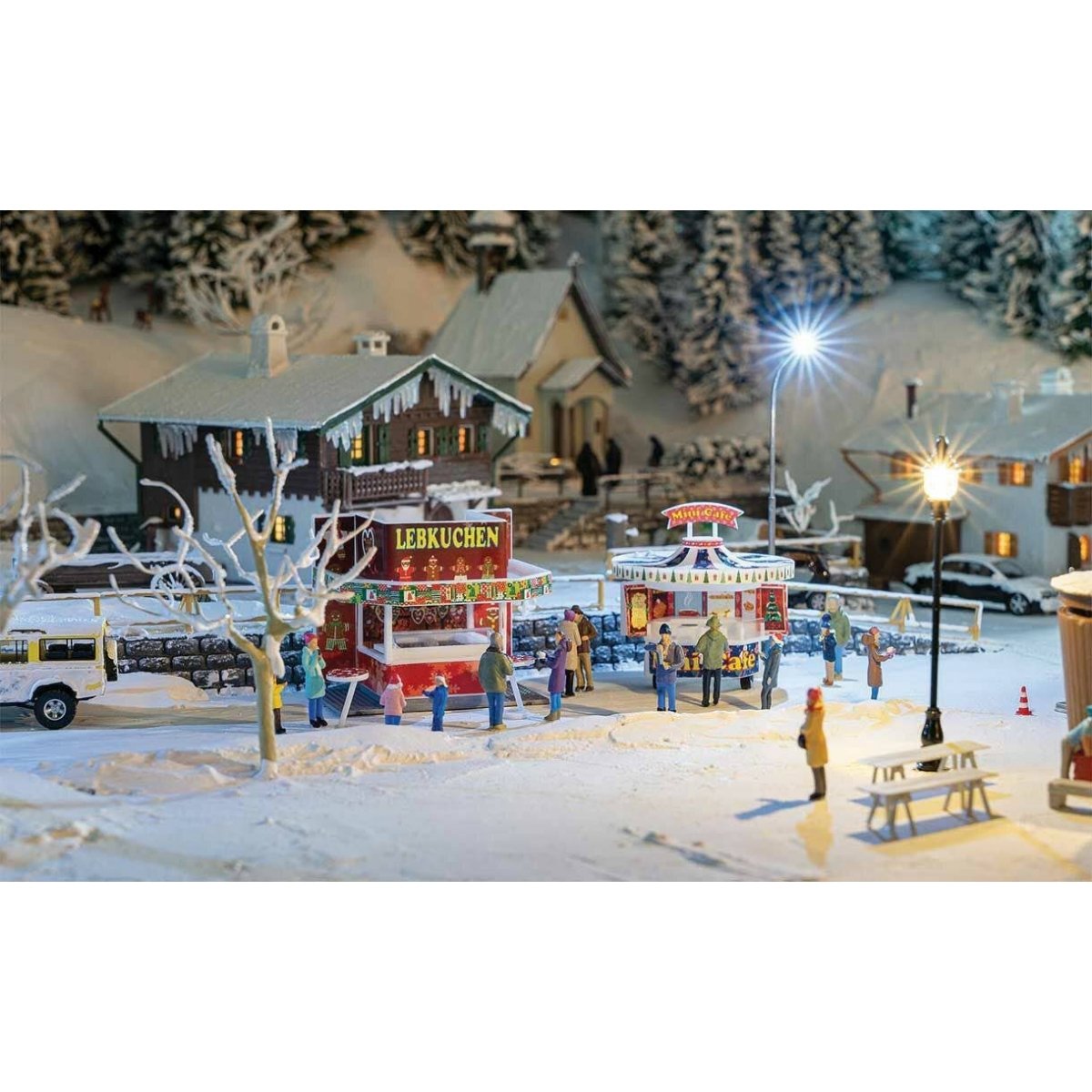Christmas Market Stall 2-Pack -- Kit - 1-15/16 x 1-15/16 x 1-11/16` and 1-11/16 x 1-11/16 x 1-3/4`, HO, Faller Gmbh 134001