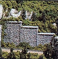 Retaining Walls (Hydrocal Plaster Castings) pkg(3) -- Random Stone, All Scales, Woodland Scenics 1261