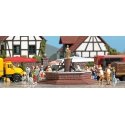 Marketplace Fountain - Kit -- 3-1/16 x 3-1/16 x 1-13/16′ 7.8 x 7.8 x 4.6cm, HO, Busch Gmbh & Co Kg 7728