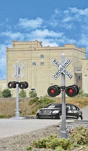 Crossing Flashers -- Set of 2 Working Signals (Use with Crossing Signal Controller), HO, Walthers SceneMaster 4333