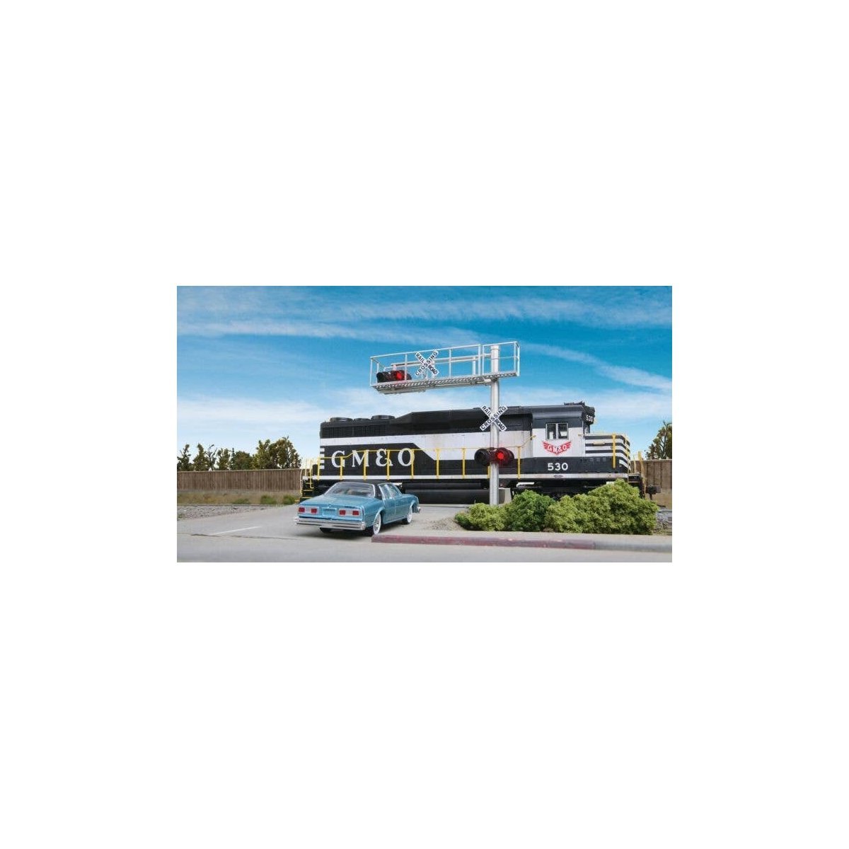 Modern Cantilever Grade Crossing Signal -- Single-Lane, HO, Walthers SceneMaster 4331