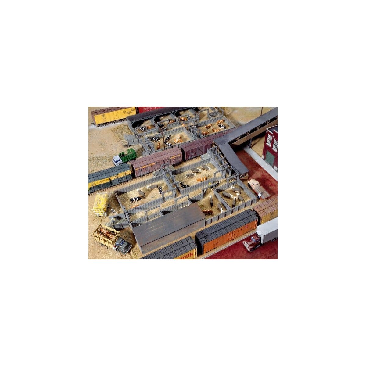 Stock Yards - 2 Pens -- Kit - 9 x 7′ 22.9 x 17.8cm, HO, Walthers Cornerstone 3047