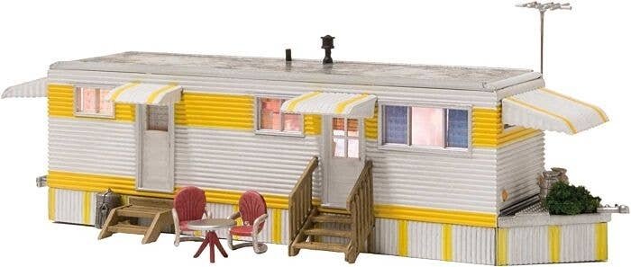 Sunny Days Trailer w/Lights - Built-&-Ready(R) Landmark Structure(R) -- Assembled - 3-11/32 x 1-9, N, Woodland Scenics 4952