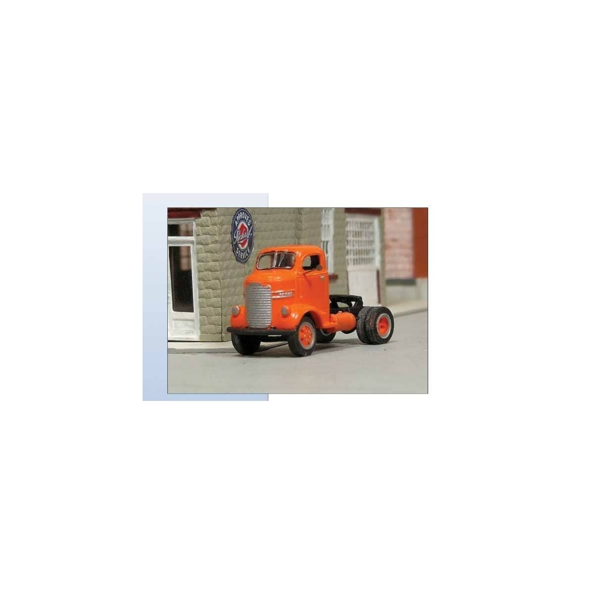1940-1947 Dodge Cab-Over-Engine (COE) Tractor Only Short Chassis - Kit -- Undecorated Resin Kit, HO, SYLVAN SCALE MODELS V384