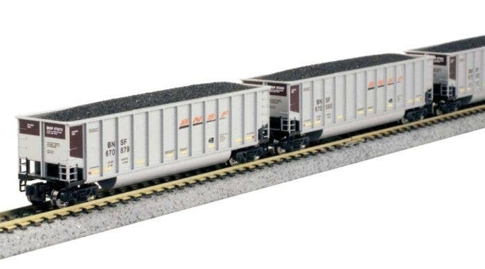 BethGon Coalporter 8-Pack - Ready to Run -- BNSF Railway (silver, Boxcar Red, orange, black, Wedge, N, Kato USA Inc 1064633