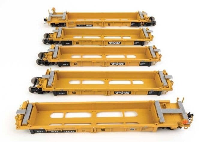 Thrall 5-Unit Rebuilt 40′ Well Car - Ready to Run -- TTX DTTX 741142 - black & white TTX logo, HO, WalthersMainline 55666