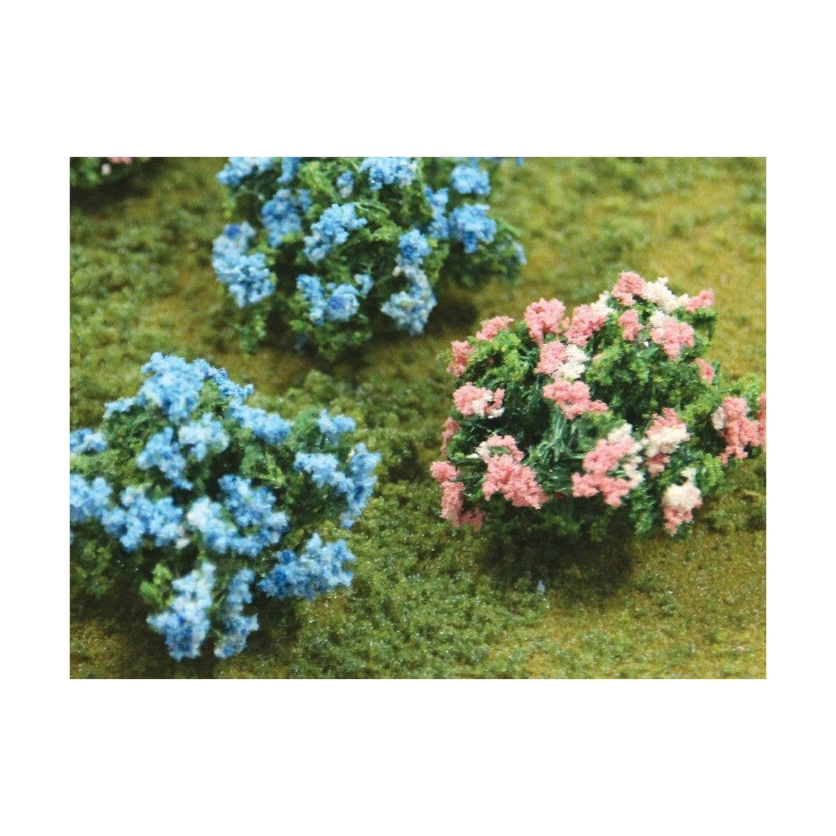 Hydrangea -- pkg(12), HO, JTT Miniature Tree 95609
