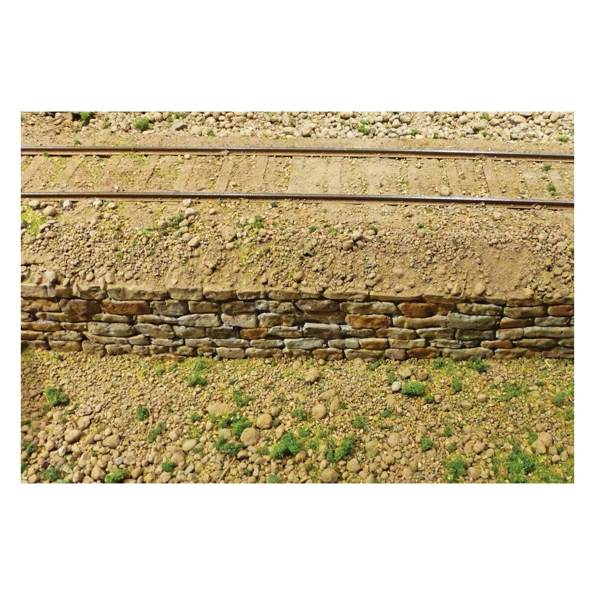 Flexible Sea Wall Sheet -- Medium for HO Scale: 3-3/4 x 12′ 9.5 x 30.5cm, ALL, Chooch Enterprises 8568