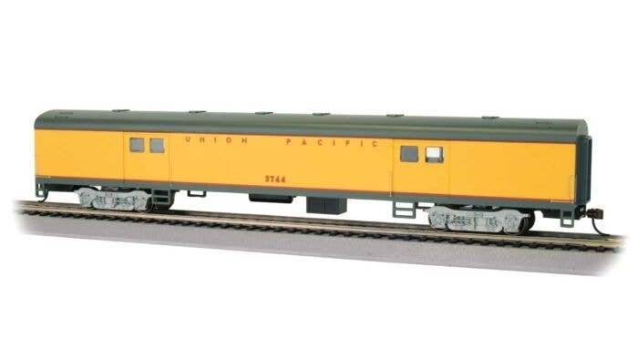 72′ Smooth-Side Baggage - Ready to Run -- Union Pacific 5744 (Armour Yellow, gray, red), HO, Bachmann Industries 14411