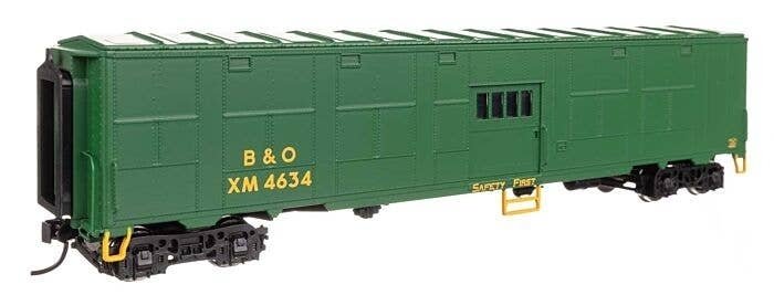 C&O-Style Express Boxcar Troop Sleeper Conversion - Ready to Run -- Baltimore & Ohio 4634, HO, WalthersProto 10846