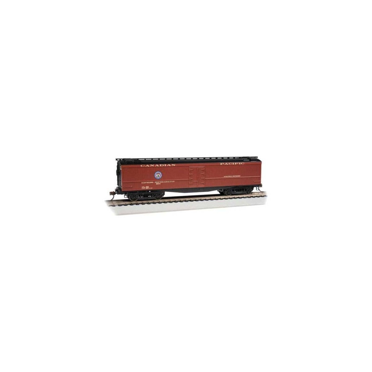 50′ Wood Express Reefer - Ready to Run -- Canadian Pacific 5604 (maroon, black), HO, Bachmann Industries 75701