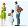Surprise with Flowers -- Man, Woman, Daughter, G, Preiser Kg 44934