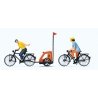 Family Bicycle Ride -- Mother, Father, Toddler, 2 Bikes & Baby Trailer, HO, Preiser Kg 10636
