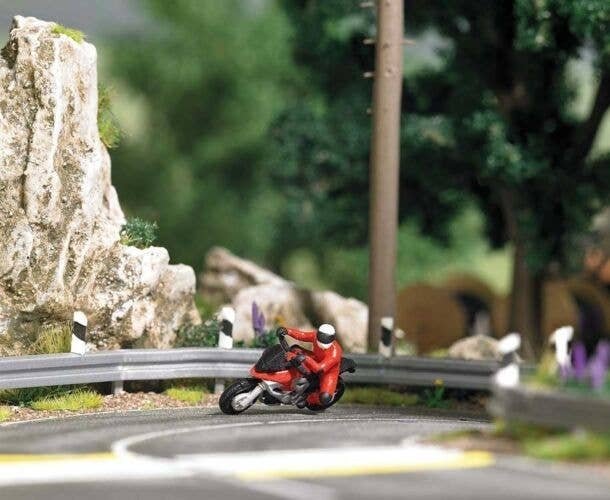Super Racer 2 - Action Set -- Red Motorcycle with Rider, 3 Sections of Highway Guardrails, HO, Busch Gmbh & Co Kg 7941