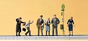 Pedestrians -- At Bus Stop, N, Preiser Kg 79148