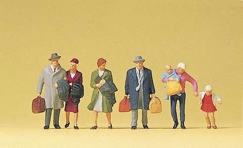 Pedestrians -- Walking Passengers pkg(7), HO, Preiser Kg 10511