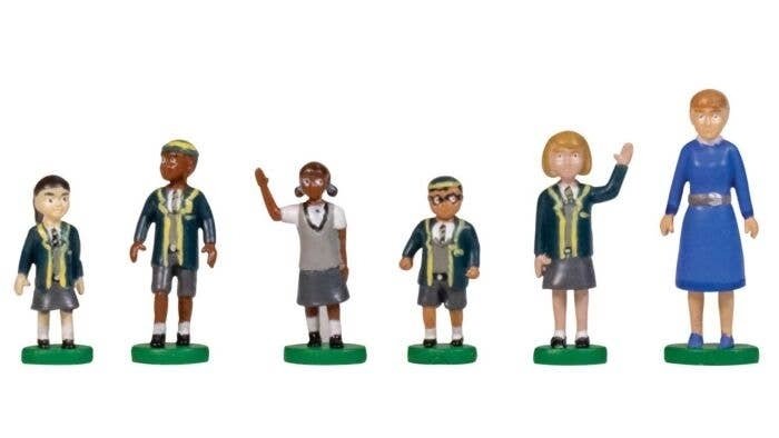 Teacher w/School Children, HO, Bachmann Industries 33303