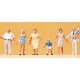 Pedestrians -- Krause Family Walking, HO, Preiser Kg 10284