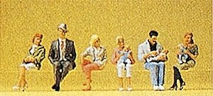 Pedestrians -- Seated People pkg(6), HO, Preiser Kg 10332