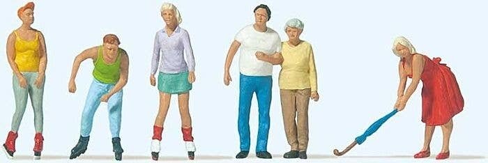 Skaters and Passers-By -- pkg(6), HO, Preiser Kg 10740