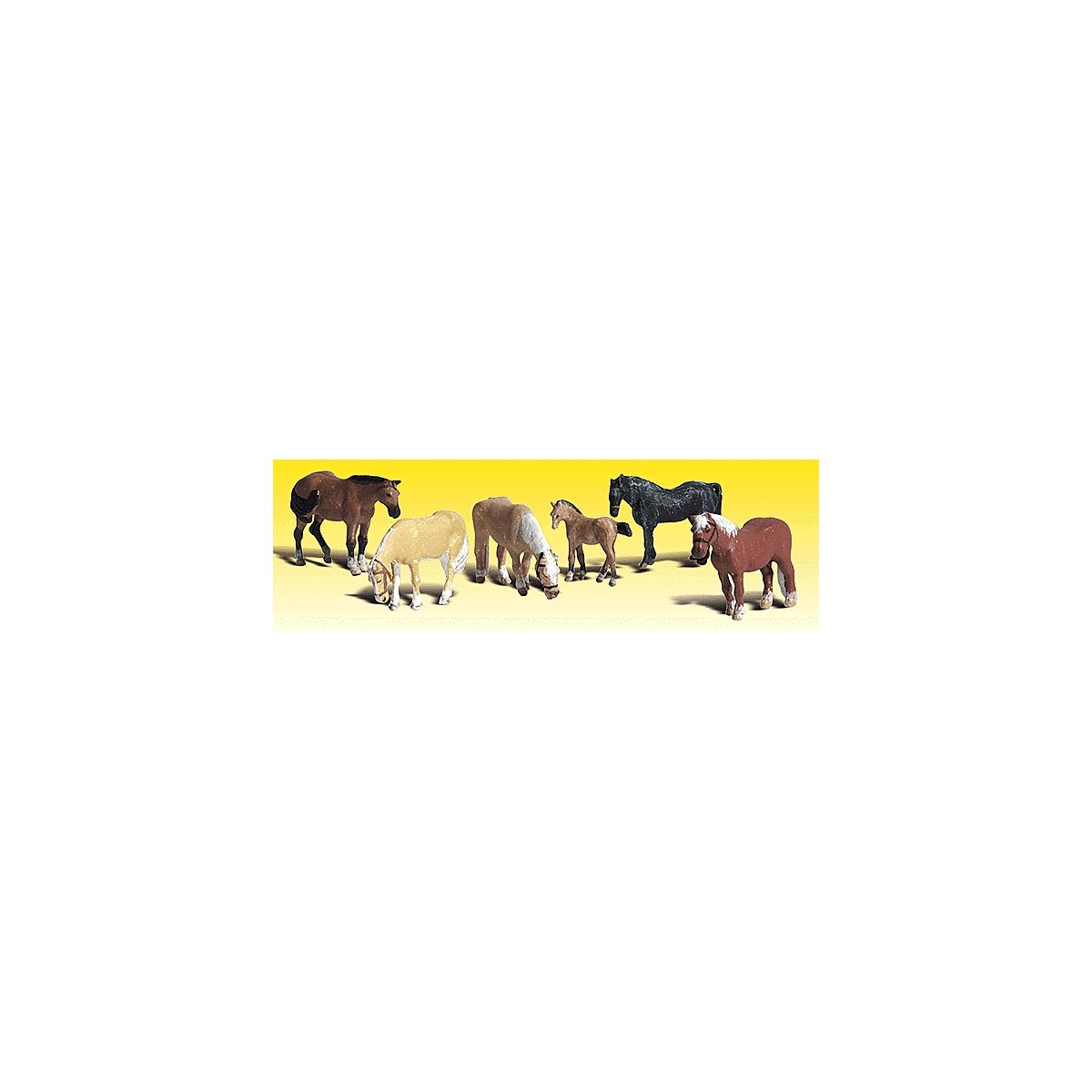 Farm Horses - Scenic Accents(R) -- pkg(6), N, Woodland Scenics 2141