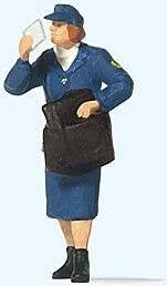 Individual Figure -- Postwoamn Letter Carrier, HO, Preiser Kg 28243