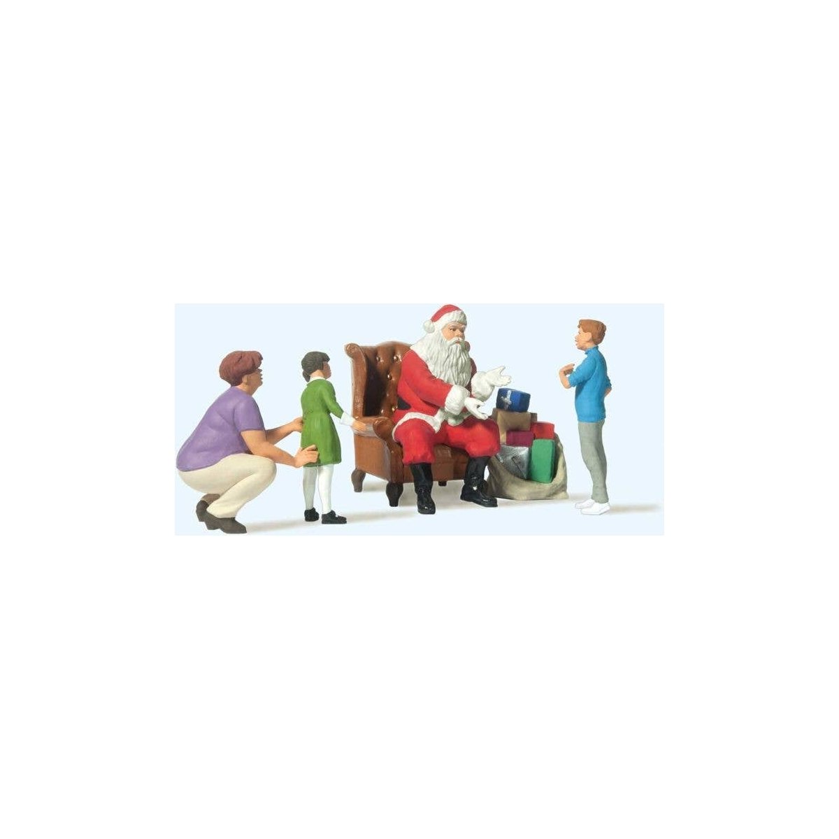Santa Claus-Father Christmas in Chair, Mother with 3 Children, G, Preiser Kg 44931