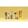 Pedestians -- Waiting Persons At The Telephone Booth (5 Figures, 1 Phone Booth), HO, Preiser Kg 10523