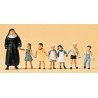 Pedestrians -- Nun w/Small Children, HO, Preiser Kg 10401