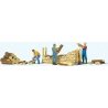 Stacking Firewood -- 3 People & Accessories, HO, Preiser Kg 10707