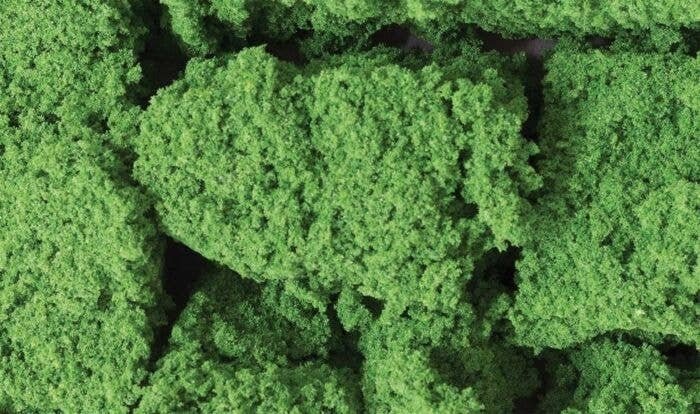 Foliage Clusters(TM) - 45 Cubic Inches 737 Cubic cm -- Medium Green, All Scales, Woodland Scenics 58