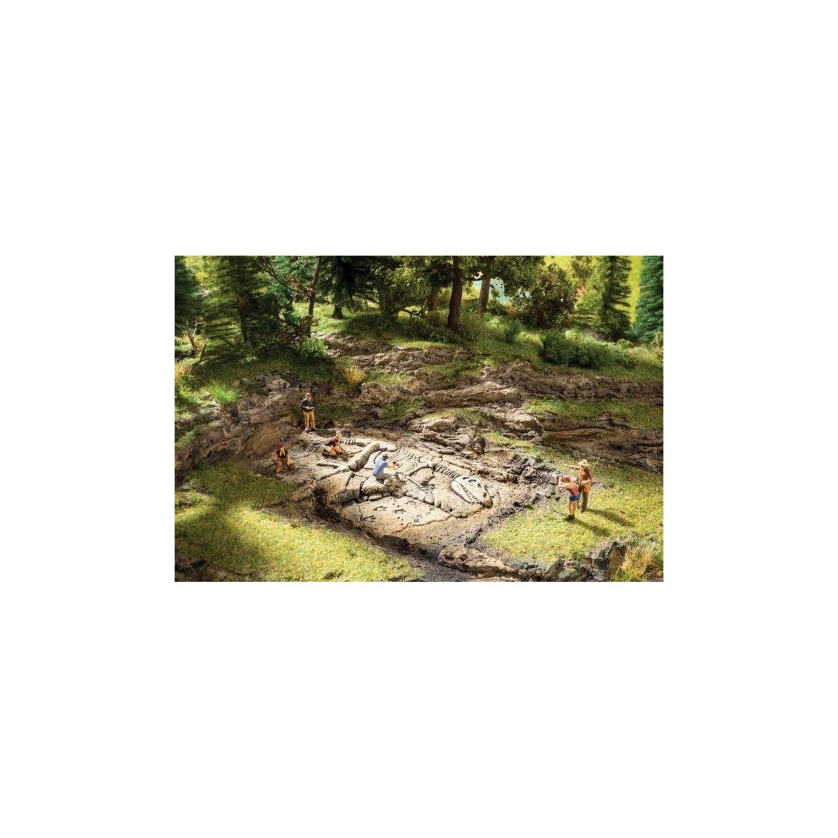T-Rex Excavation Scene -- Hard-Foam Casting - 5-5/16 x 2-11/16 x 5/8′ 13.5 x 6.8 x 1.6cm, HO, Noch Gmbh & Co 58614