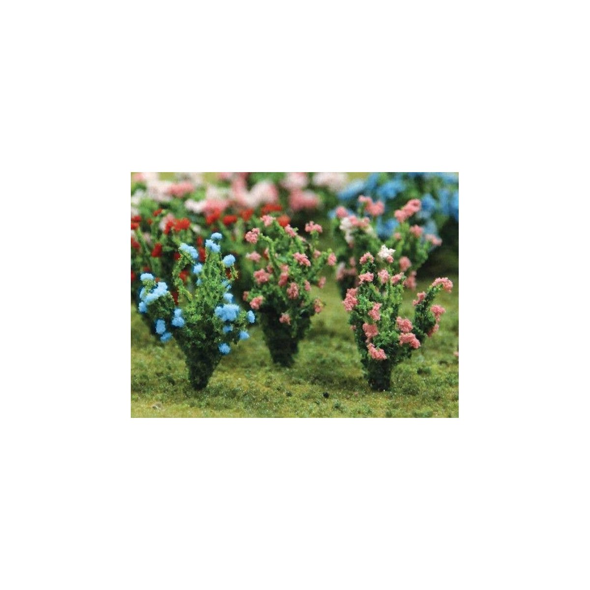 Flowering Bushes -- Pink, Blue 1′ Tall pkg(8), HO, Bachmann Industries 32512