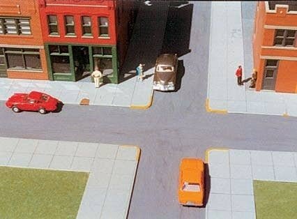 City Sidewalk -- Kit - Scale 10 x 40′ 3 x 12.2m pkg(6), HO, Smalltown USA 7000
