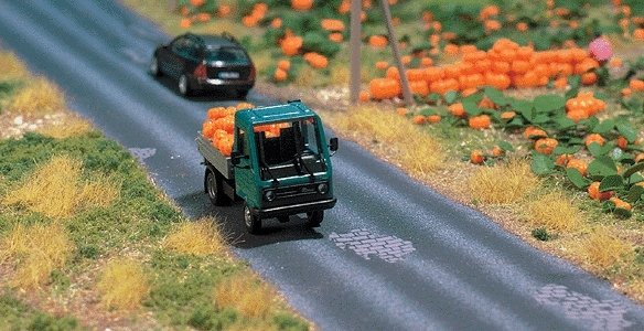 Asphalt Street w/Potholes -- 2-5/8 x 39′ 6.6cm x 1m, HO, Busch Gmbh & Co Kg 1105