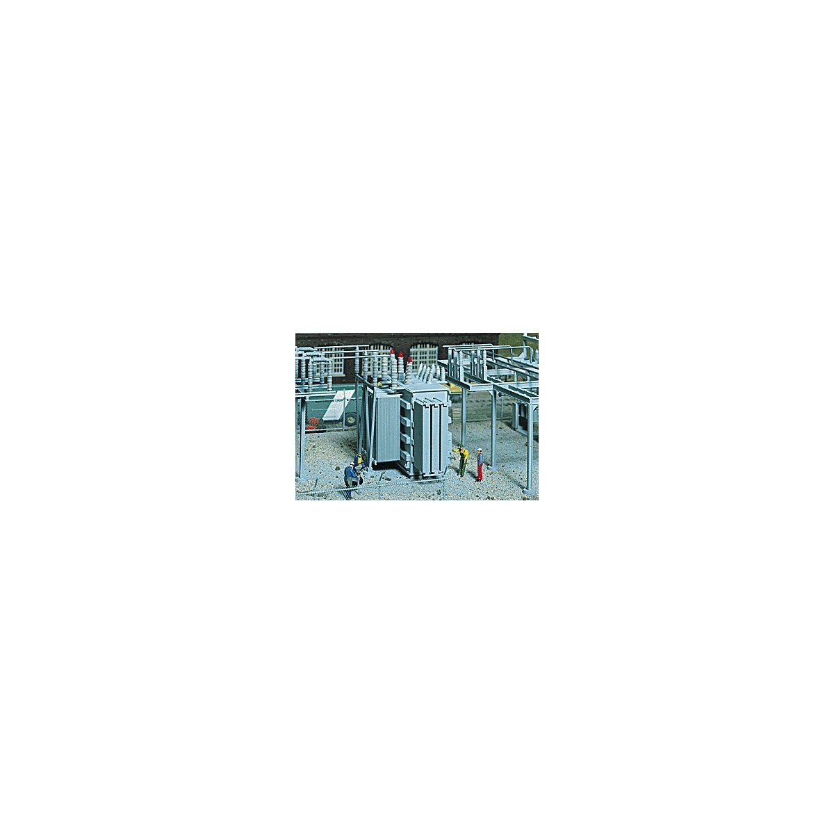 Electric Transformer -- Kit - 4 x 2-1/4 x 2-3/4′ 10.2 x 5.7 x 7cm, HO, Walthers Cornerstone 3126