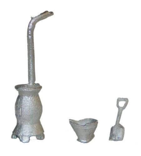Stove, Hod & Shovel - Kit -- Unpainted, 3-Pieces, HO, Durango Press 155