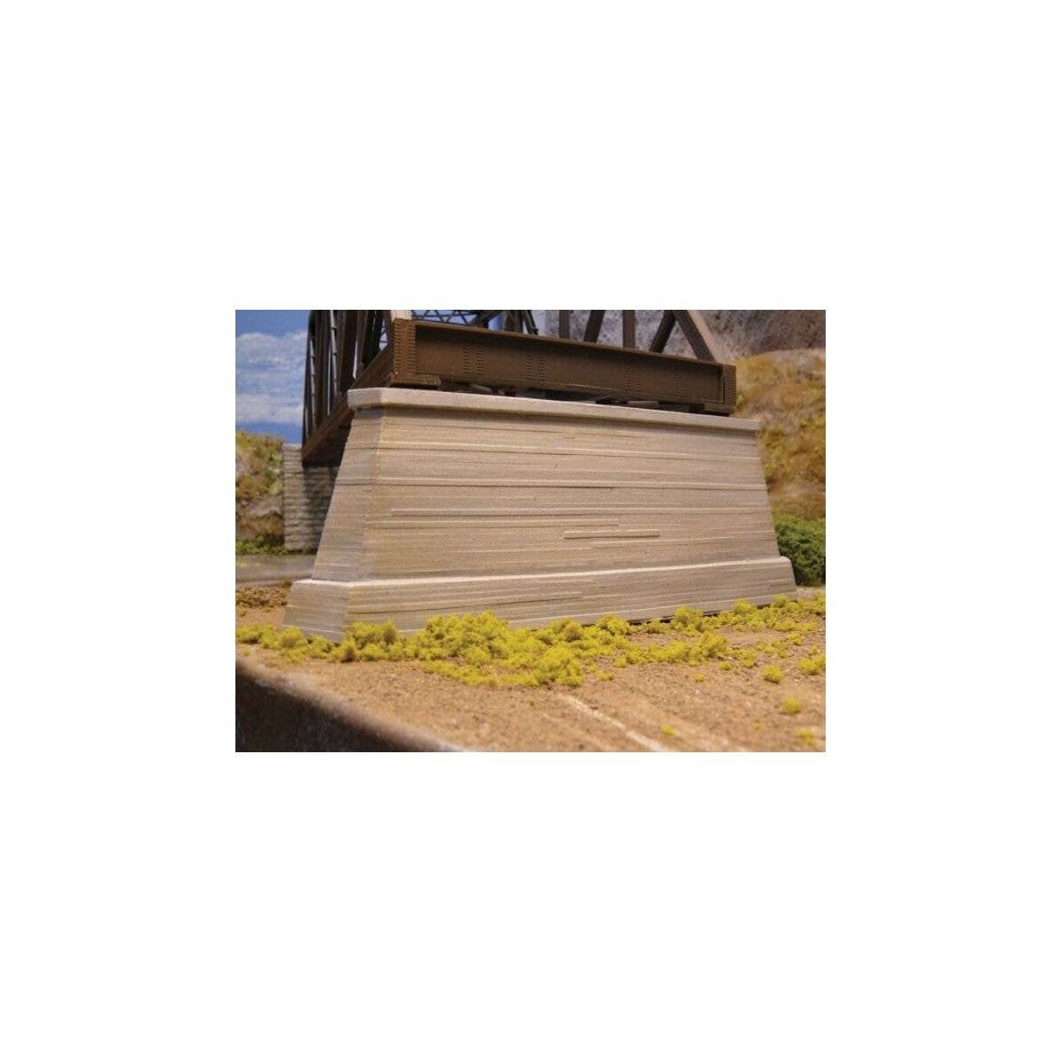 Double-Track Concrete Pointed Bridge Pier -- Fits Central Valley Double-Track Truss Bridge, HO, Chooch Enterprises 8433