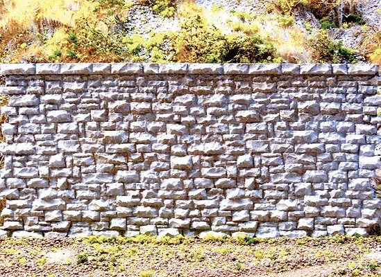 Random Stone Retaining Wall -- Medium - 7 x 3-3/8′ 17.8 x 8.6cm, All Scales, Chooch Enterprises 8302