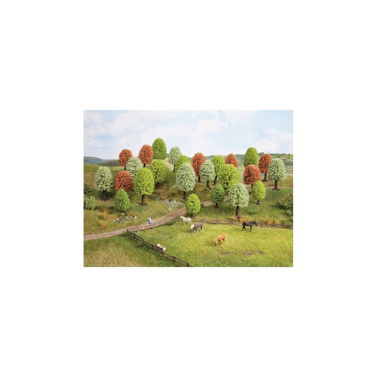 Spring Deciduous Trees -- 2 - 3-9/16′ 5-9cm Tall pkg(25), All Scales, Noch Gmbh & Co 26806